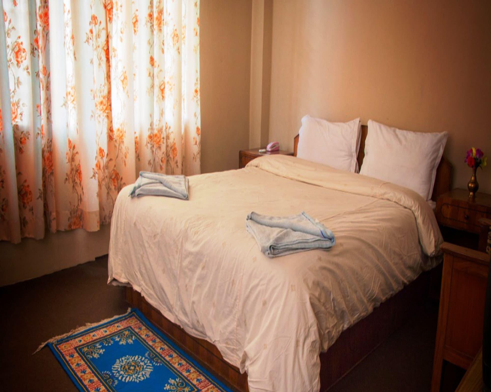 Hotel Metropolitan Kantipur Катманду Екстериор снимка
