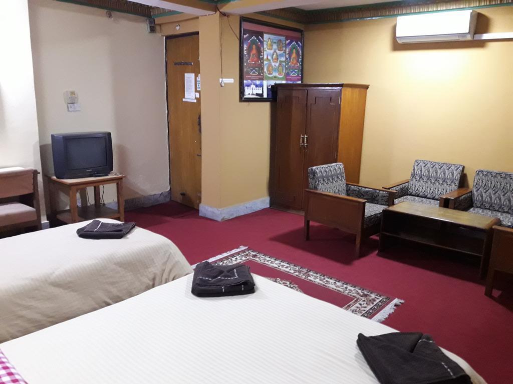 Hotel Metropolitan Kantipur Катманду Екстериор снимка